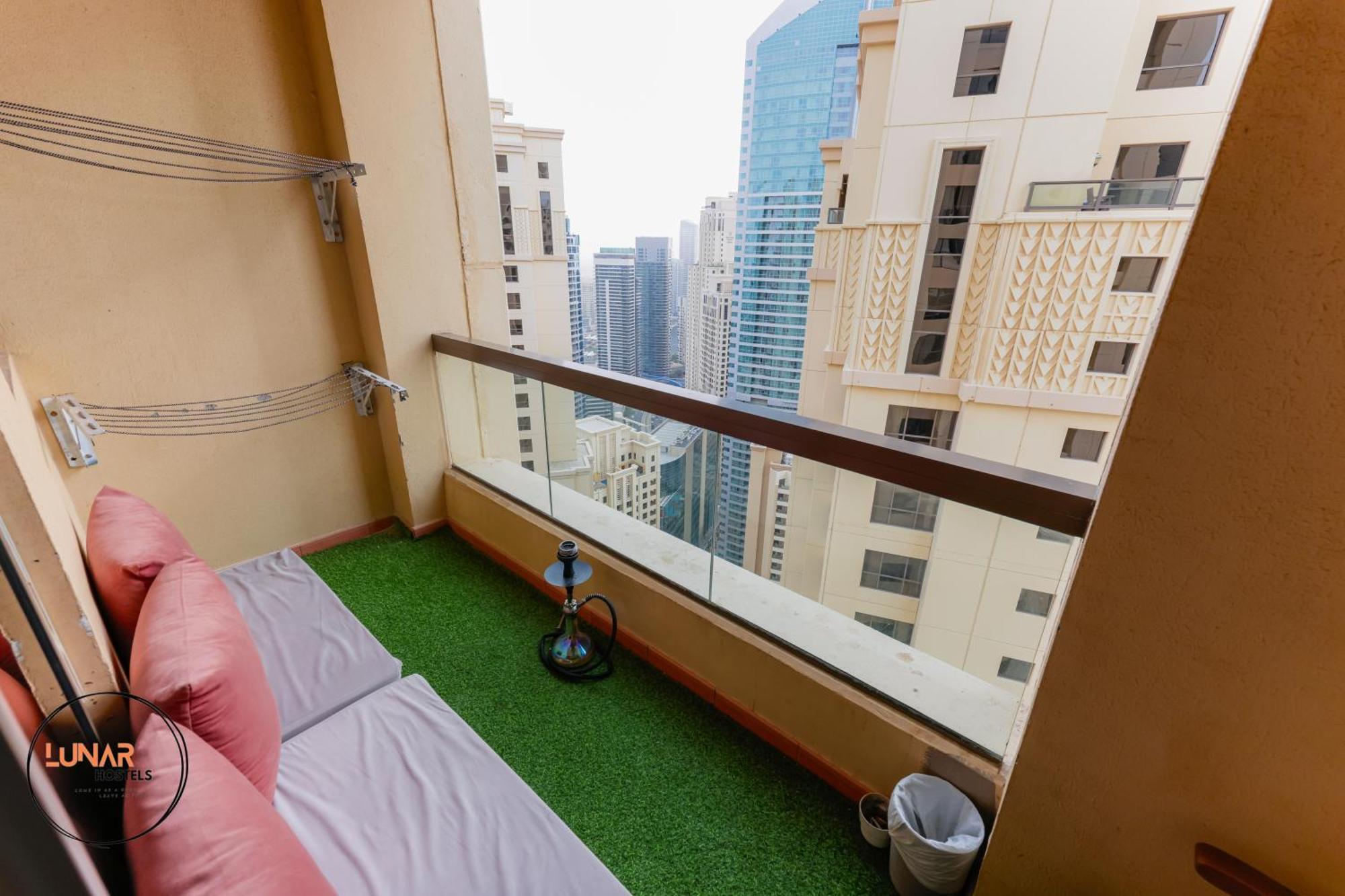 דובאי Lunar Cozy Hostel - Jbr מראה חיצוני תמונה